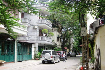Nam Trang Street - Hanoi Tours