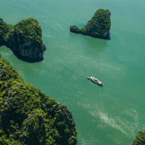 Explore Ha Long Bay - My Hanoi Tours